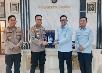 Dirut Perumda Tirta Mayang Temui Kapolresta Jambi, Perkuat Sinergi Tingkatkan Pelayanan Air Bersih