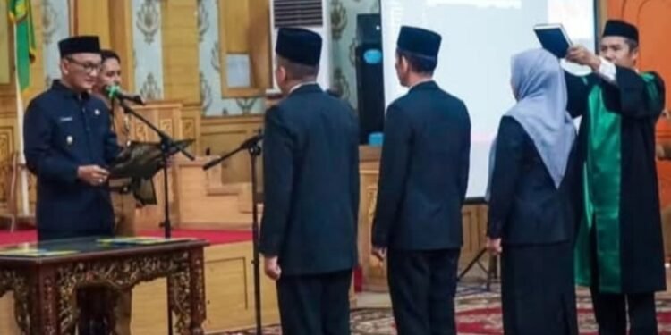 Bupati Hurmin Rotasi Tiga Kepala OPD, Tekankan Pelayanan Publik dan Percepatan Pembangunan