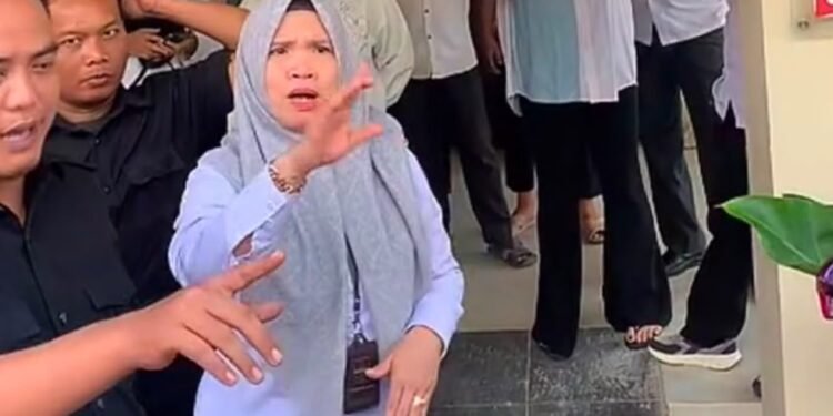 AWaSI Kecewa Tak Satupun Pejabat BPKPD Jambi Temui Pendemo, Hak Menyampaikan Aspirasi Jadi Sorotan