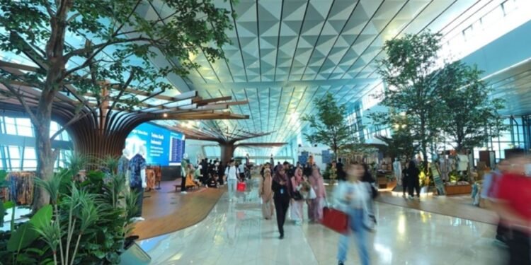Pilot WN Malaysia Ditangkap di Bandara Soetta, Selundupkan 70 Ribu Butir Ekstasi dan Sabu