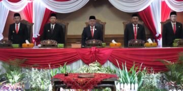 Dewan Perwakilan Rakyat Daerah (DPRD) Kabupaten Muaro Jambi menggelar rapat paripurna istimewa
